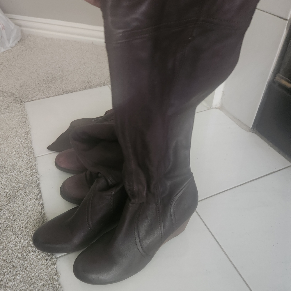 Over the knee boots 👢